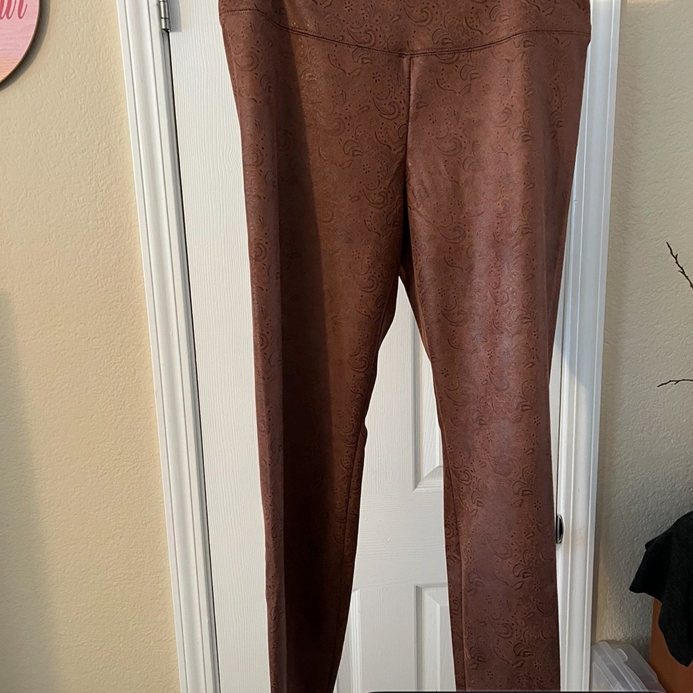 Brand new with tags. White House Black Market pants . Size 16.